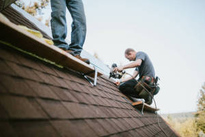 Find Local Roofers & Roofing Contractors in Eau Claire, MI